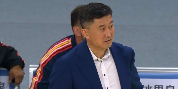 要更换外援吗？杜锋给出答案，广东在等一个人，萨林杰疑似被裁了